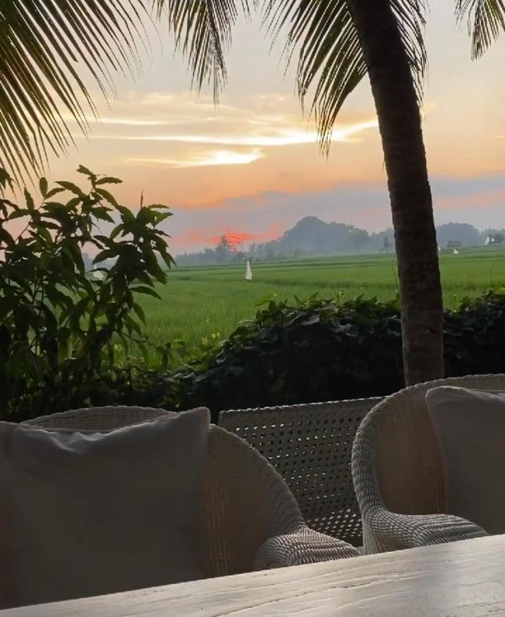 Crescent Moon Villa Ubud Exterior foto